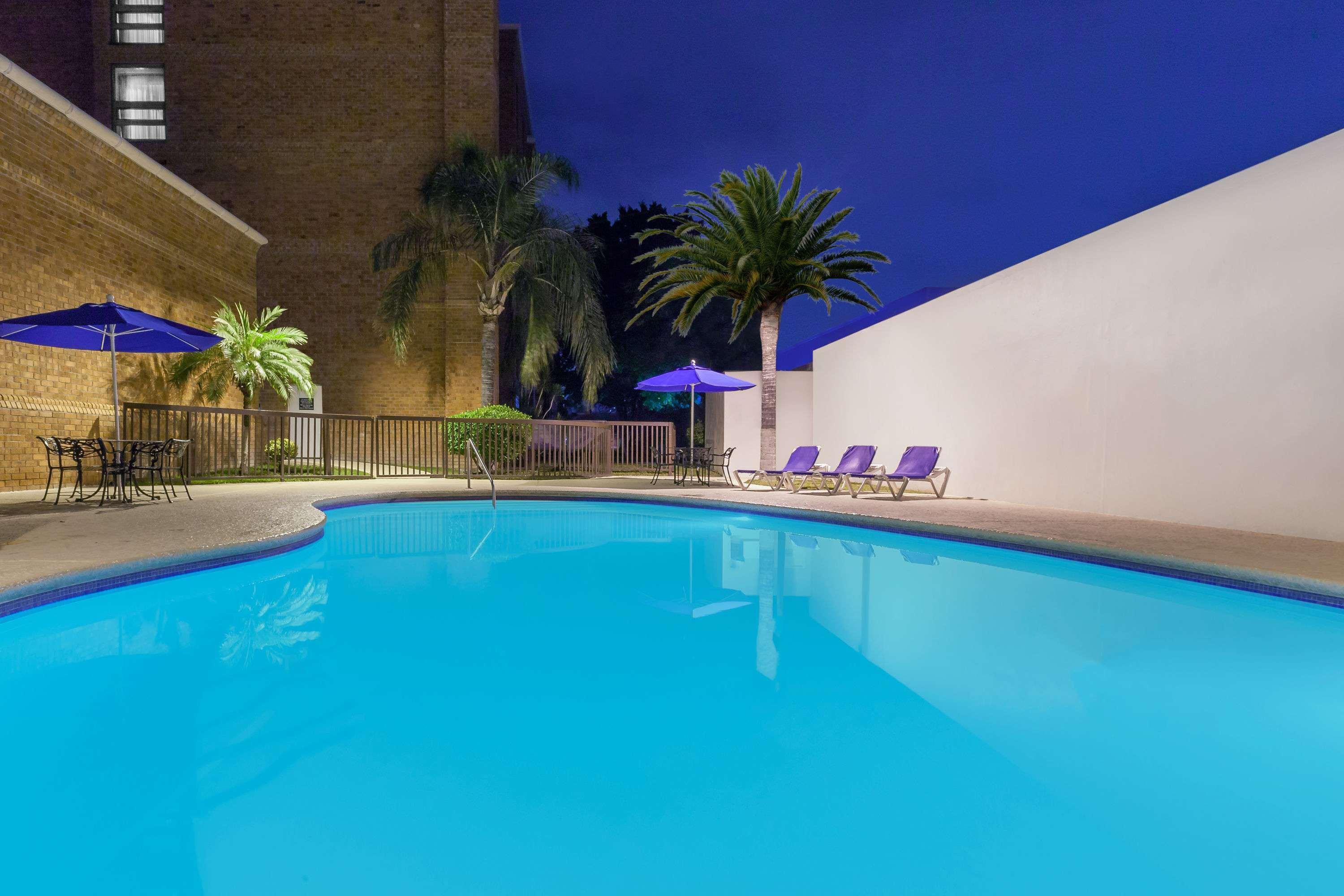 Wyndham Garden Monterrey Norte San Nicolás de los Garzas Εξωτερικό φωτογραφία