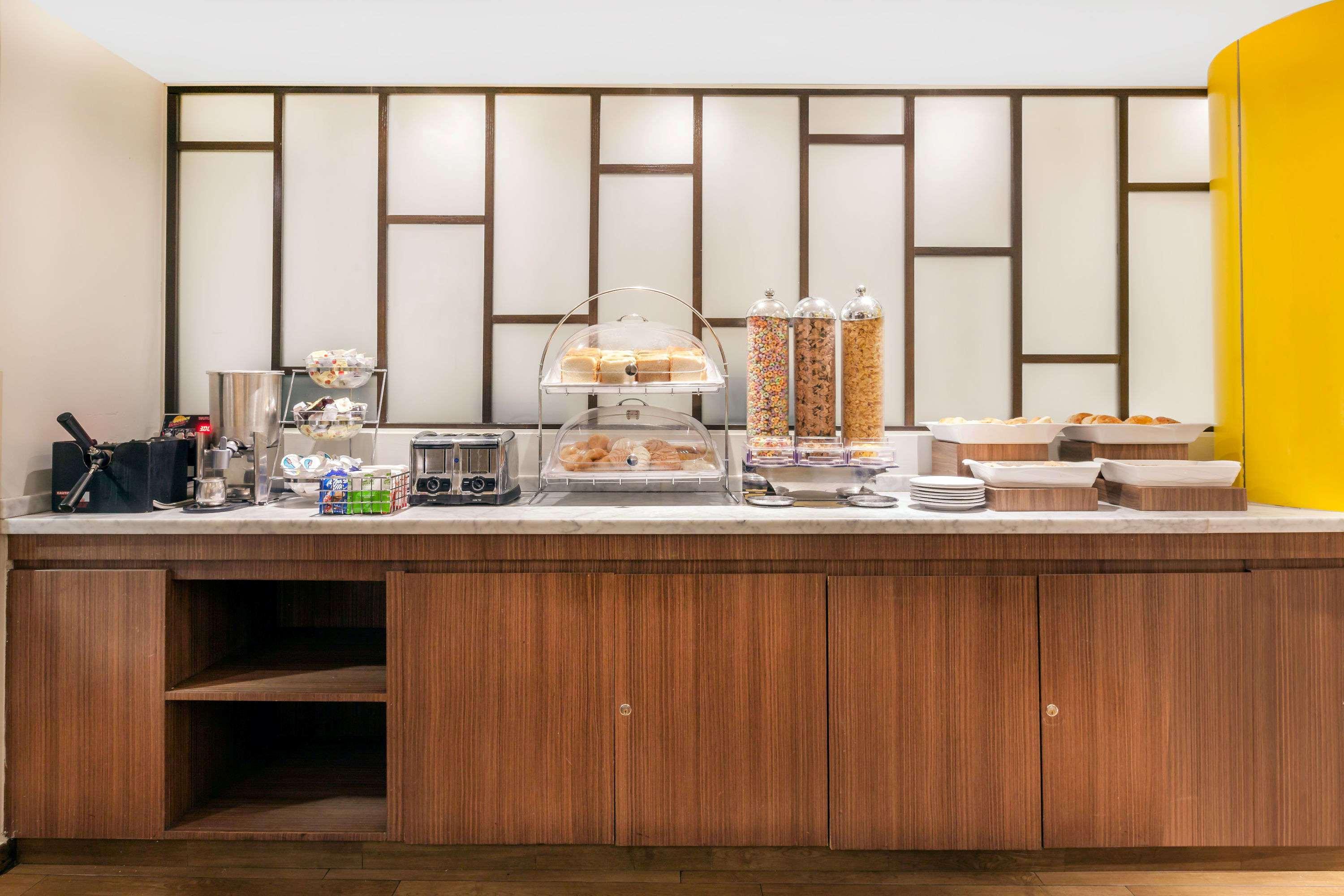 Wyndham Garden Monterrey Norte San Nicolás de los Garzas Εξωτερικό φωτογραφία